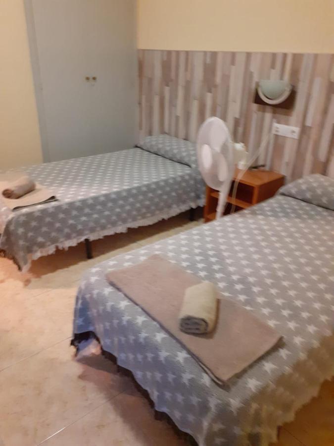 Pension Fonda Suiza Reus Exterior foto