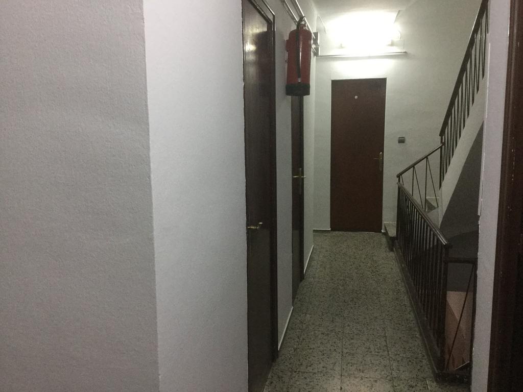 Pension Fonda Suiza Reus Exterior foto