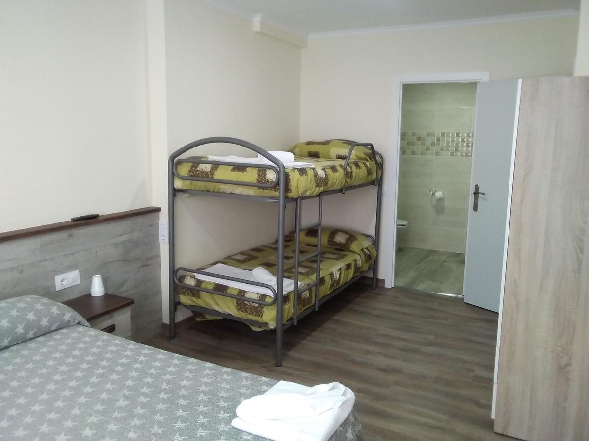 Pension Fonda Suiza Reus Exterior foto